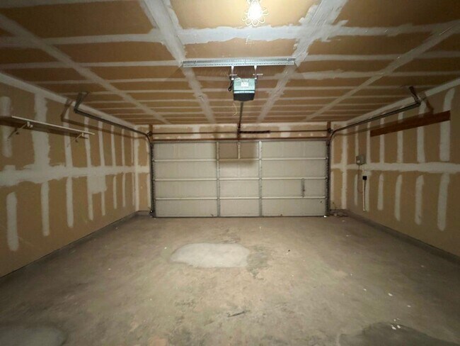 Building Photo - 1780 Stone Rim Loop