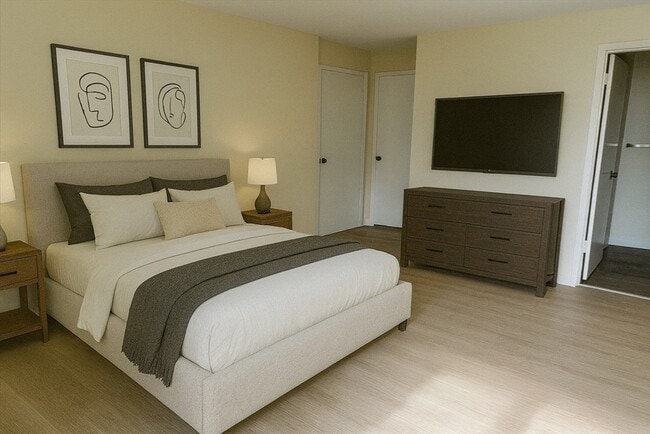 Building Photo - 1002 Paradise Rd