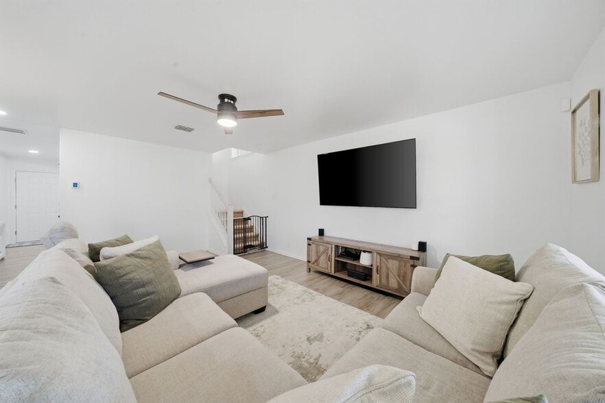 Building Photo - 3914 Bear Oak Path