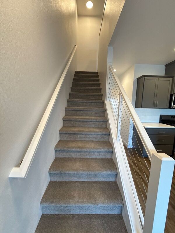 Building Photo - 5913 Blue River Dr SE