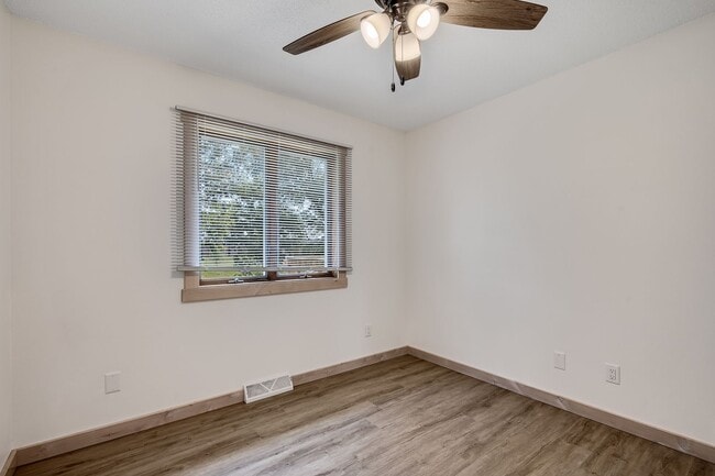 Building Photo - Cardinal Ave