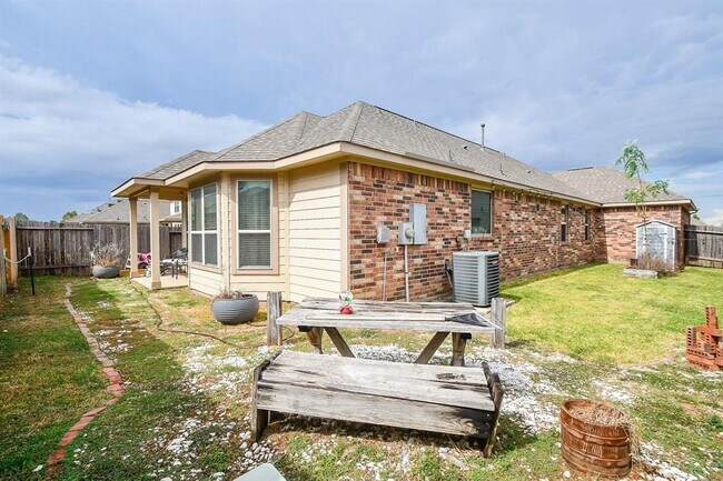 Building Photo - 16923 Iver Ironwood Trl