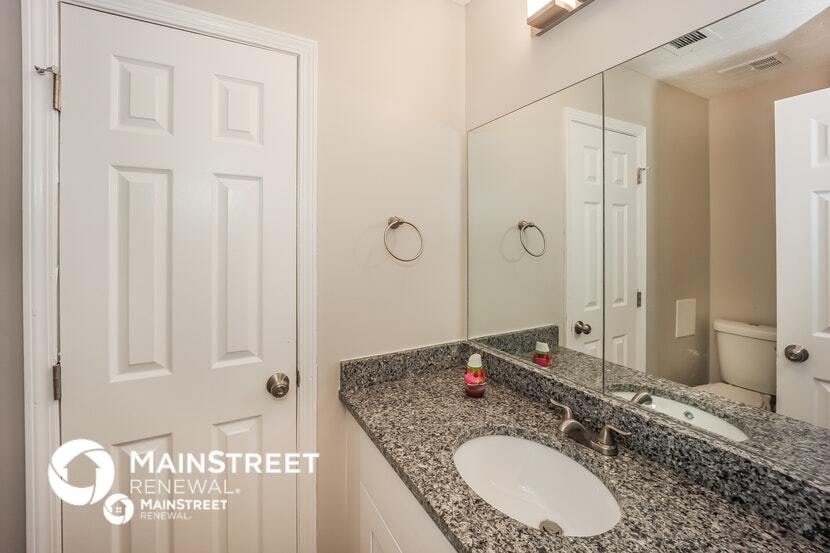 Building Photo - 7767 Park Ln