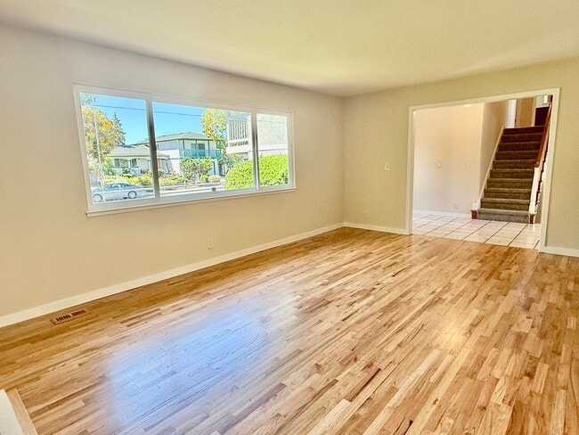Building Photo - Exceptional Forest Glen Home Near Apple Park & Silicon Valley Tech Campuses
