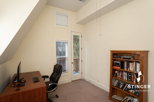 Building Photo - 408 Coquinas Ln