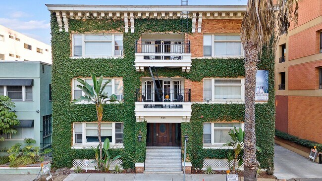 Building Photo - 330 Cedar Avenue