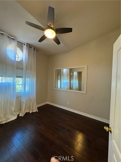 Building Photo - 703 Via Presa