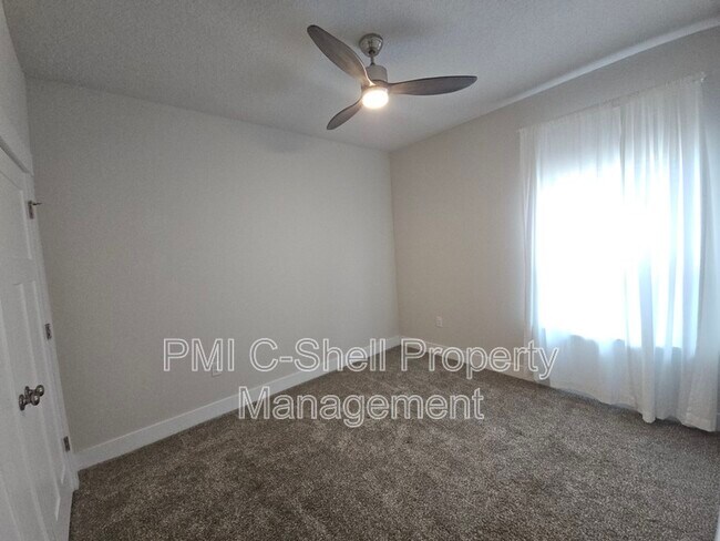 Building Photo - 6047 Twenty One Oaks Dr