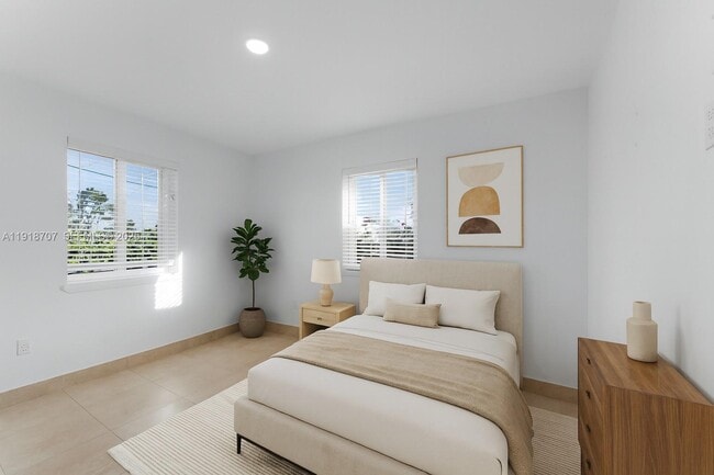 Building Photo - 9101 SW 34th St