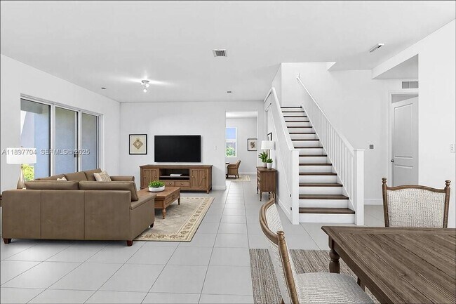 Building Photo - 12237 Green Oak Dr