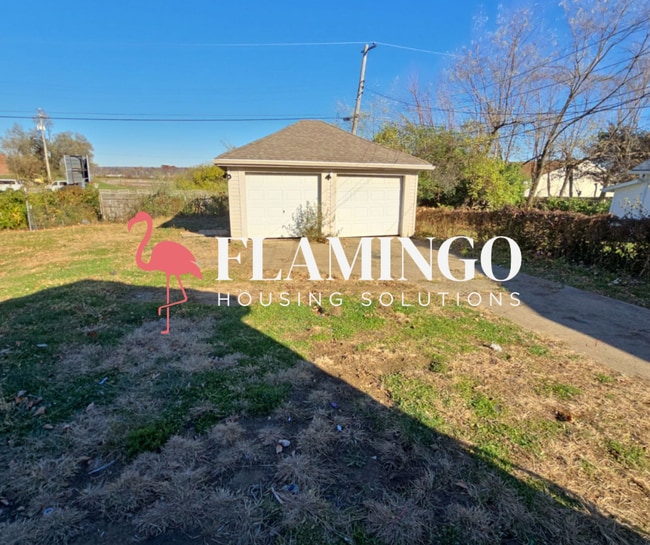 Building Photo - 25 Castlewood Ave