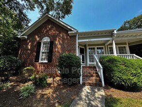 Building Photo - 5716 Grasmere Ct