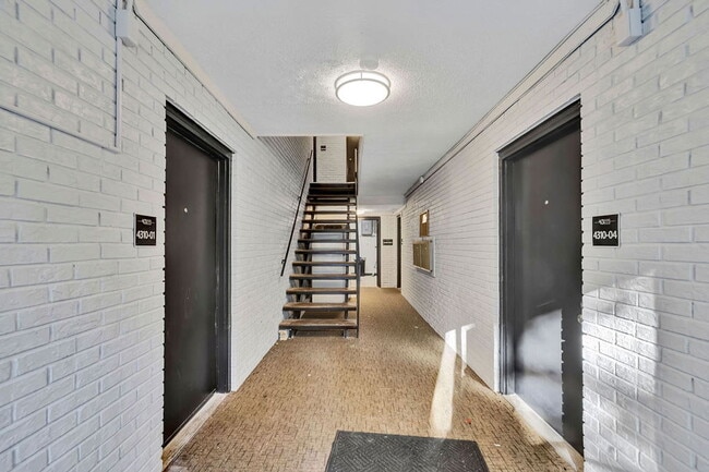 Building Photo - 4304 Batavia Meadows Dr