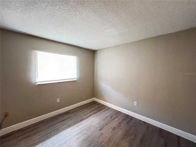 Building Photo - 2000 NW 43rd St