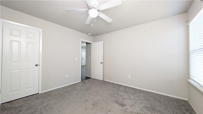 Building Photo - 716 NW 71st Ave