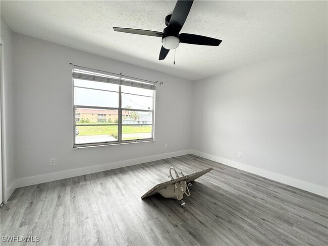 Building Photo - 4520 SW 8th Pl
