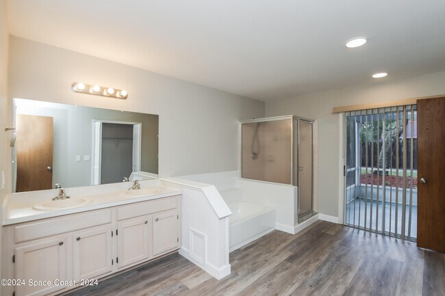 Building Photo - 2059 Allegheny Cir