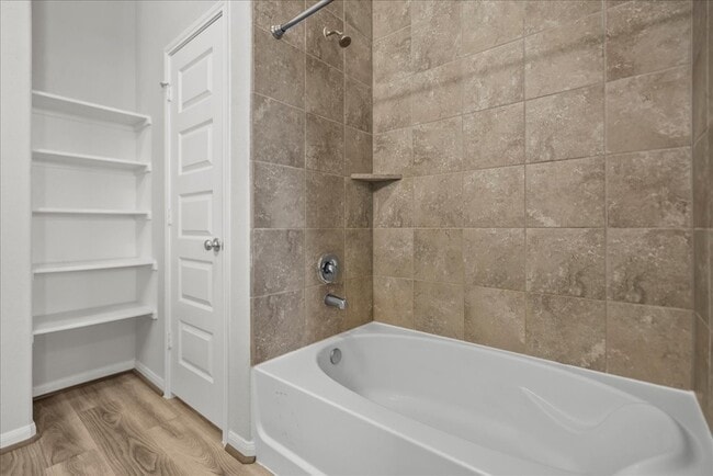 Building Photo - 503 Thunder Cloud Dr