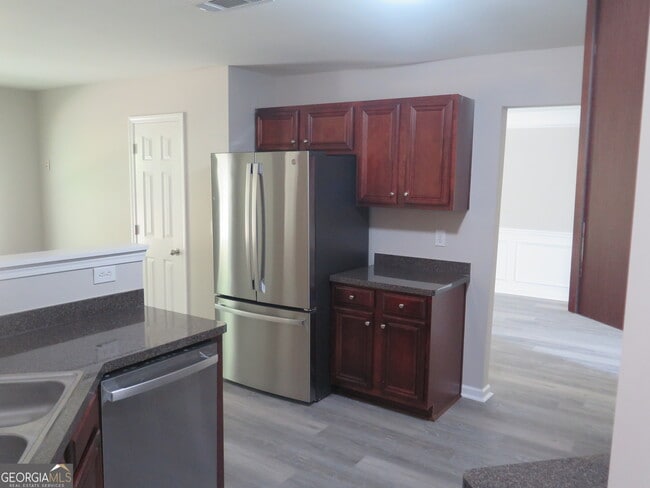Building Photo - 2510 Wrangler Dr