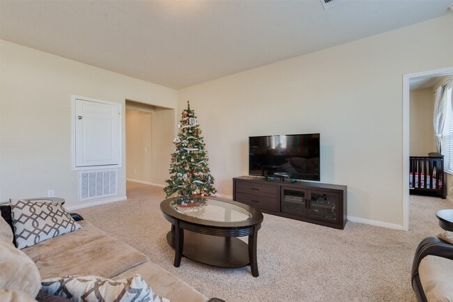 Building Photo - 8127 Running Brook Ln