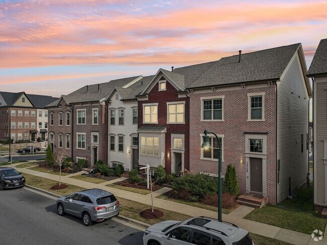 Building Photo - 13706 Petrel St