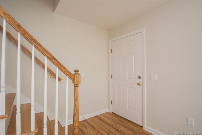 Building Photo - 175 Saybrook Rd