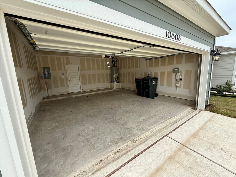 Building Photo - 10608 Ridan Way