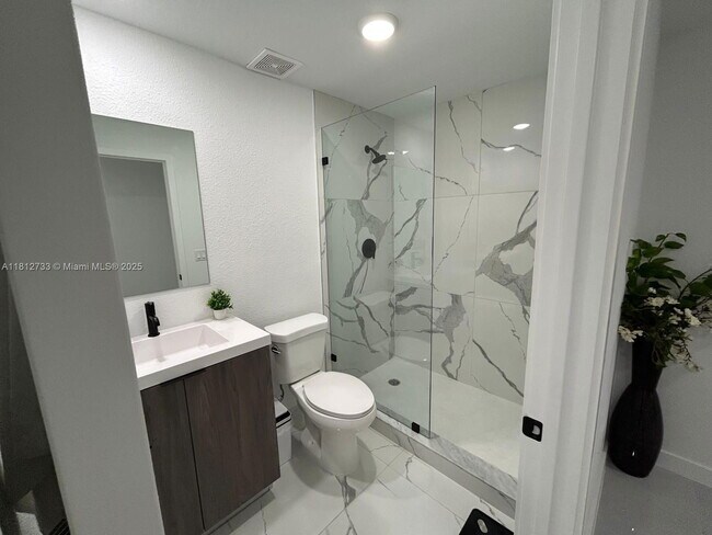 Building Photo - 26109 SW 145th Ave