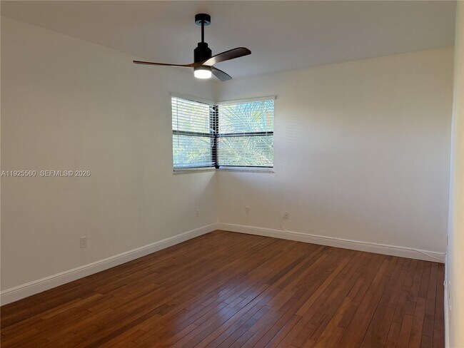 Building Photo - 55 Ocean Ln Dr