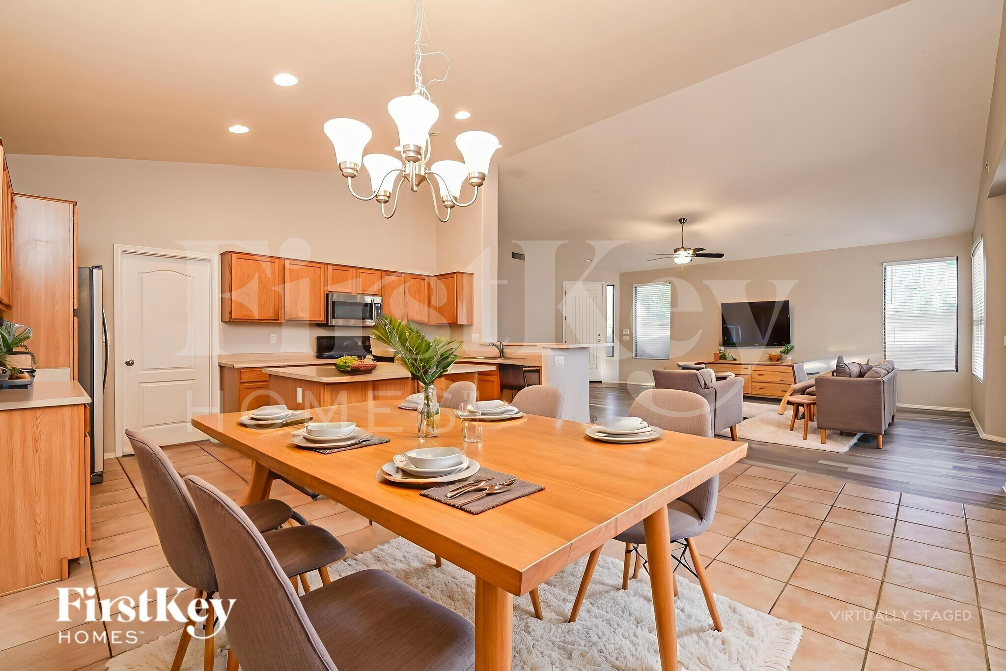 Building Photo - 2701 E Hulet Dr