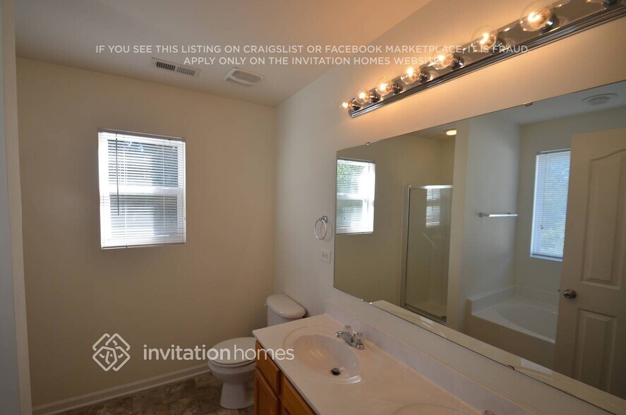 Building Photo - 15509 Rathangan Dr