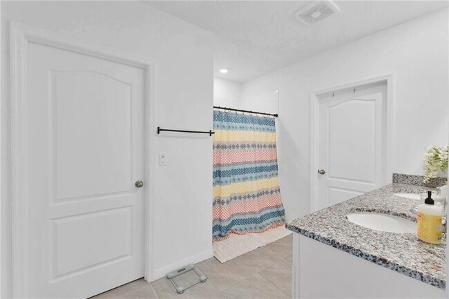 Building Photo - 473 Archway Pl