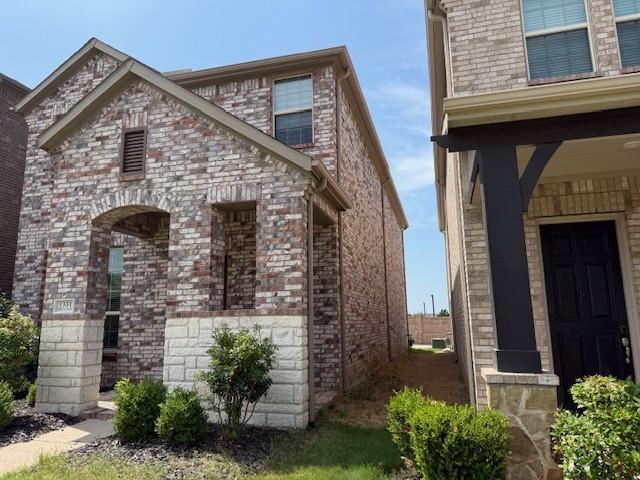 Building Photo - 1331 Bailey Ln