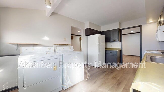 Building Photo - 3303 28th St