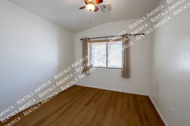 Building Photo - 3883 E Rose Quartz Ln