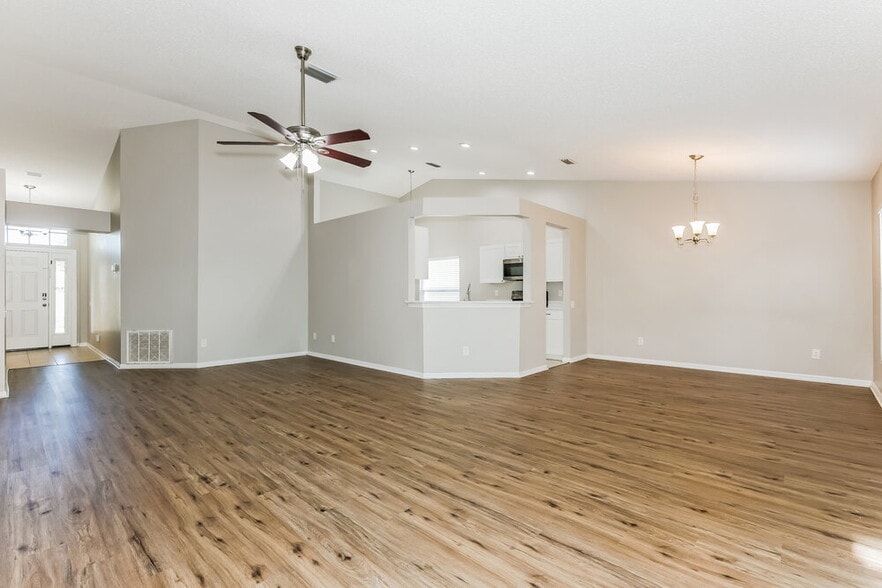 Building Photo - 10608 Walker Vista Dr