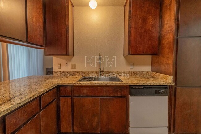 Building Photo - 4609 Da Vinci Dr