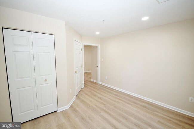 Building Photo - 7532 Coxton Ct