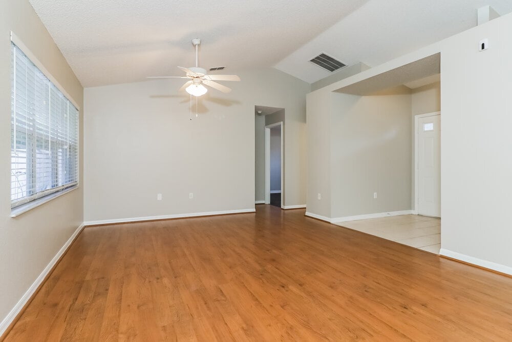 Building Photo - 4519 Weasel Dr
