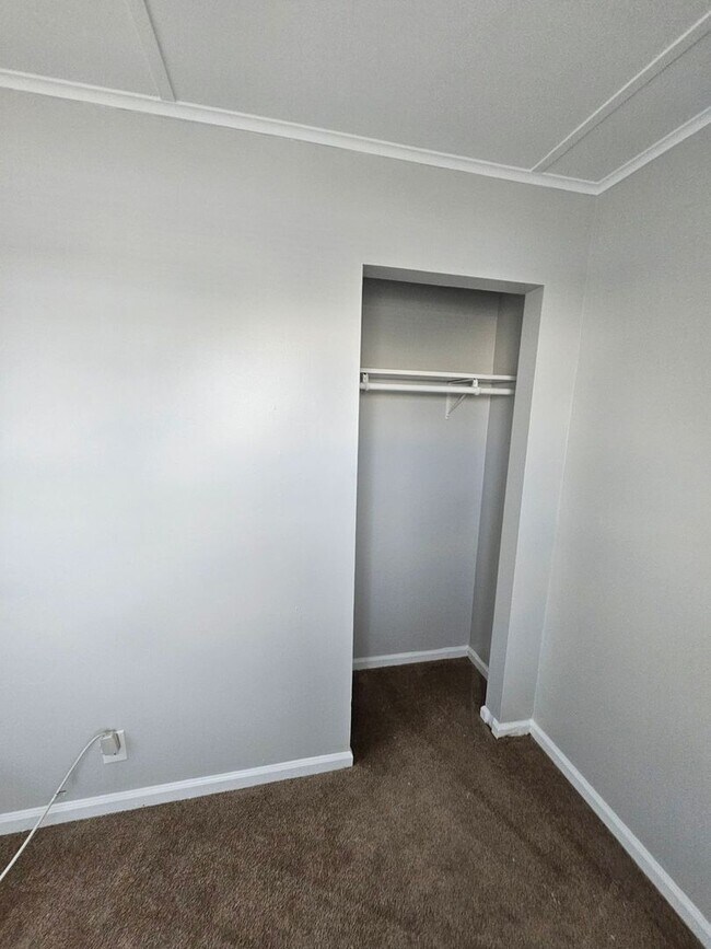 Building Photo - 529 Revere Rd