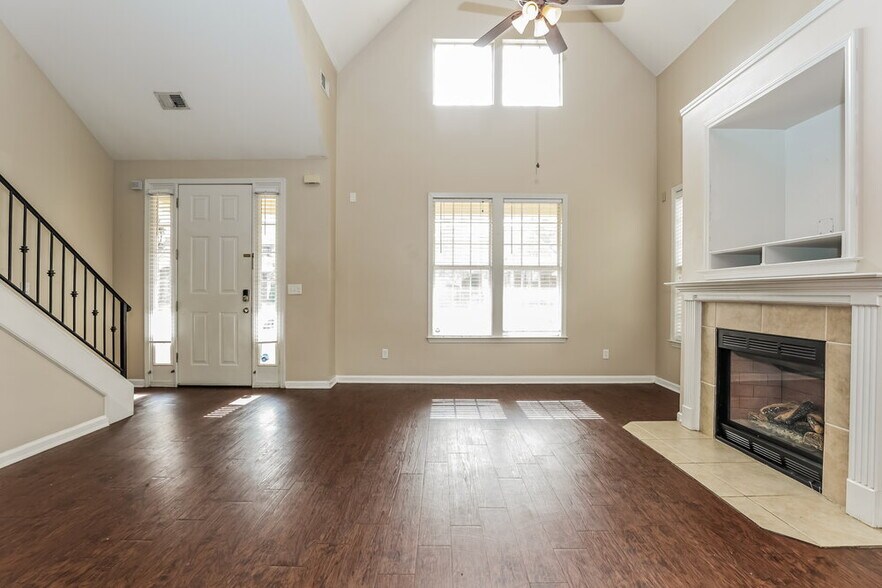 Building Photo - 8518 Griffin Park Dr