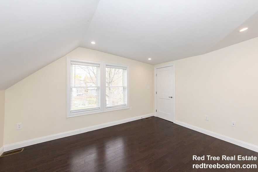 Building Photo - 57-59 Catherine St. Unit 2