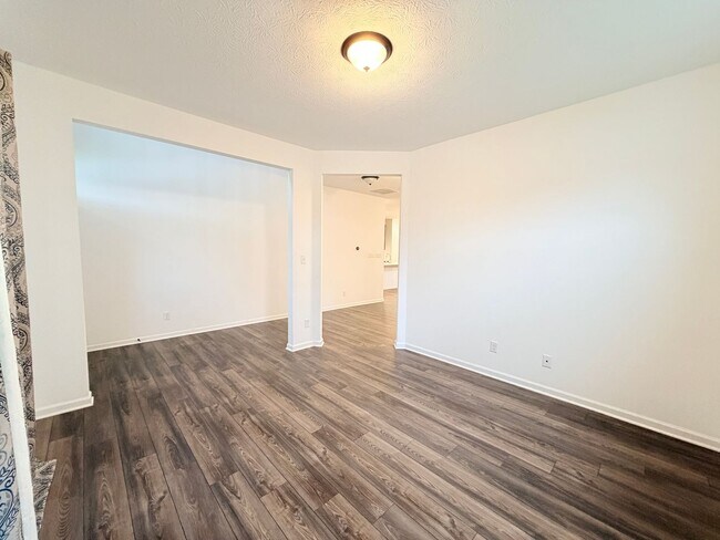 Building Photo - 4195 Risen Star Way