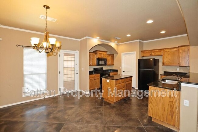 Building Photo - 7108 Beeson St