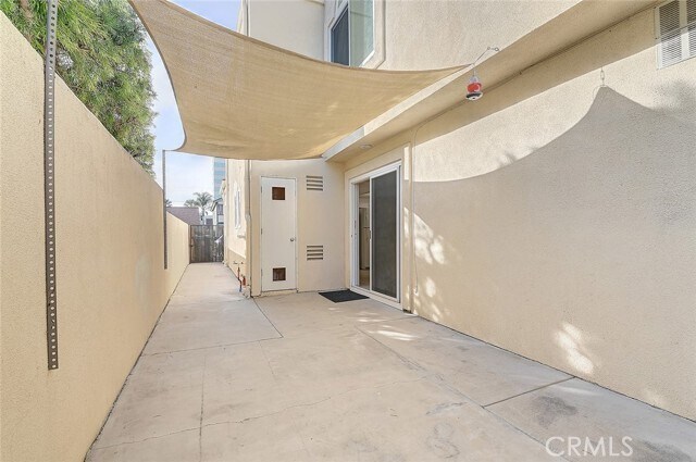 Building Photo - 17054 A Ln