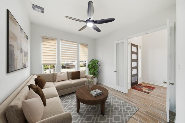 Building Photo - 21303 Shore Arbor Ln