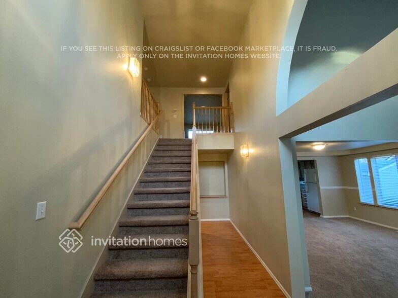 Building Photo - 5802 65th Ave W