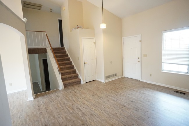 Building Photo - 9392 Burlington Ln