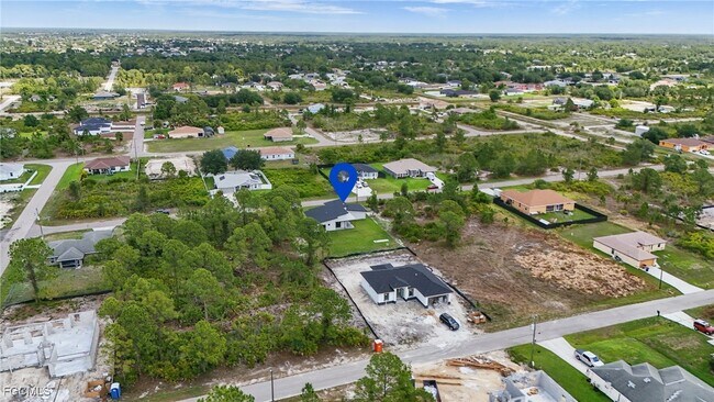 Building Photo - 2815 45th St W