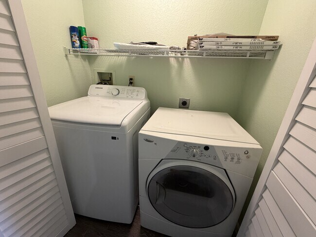 Building Photo - 1415 Santa Margarita St